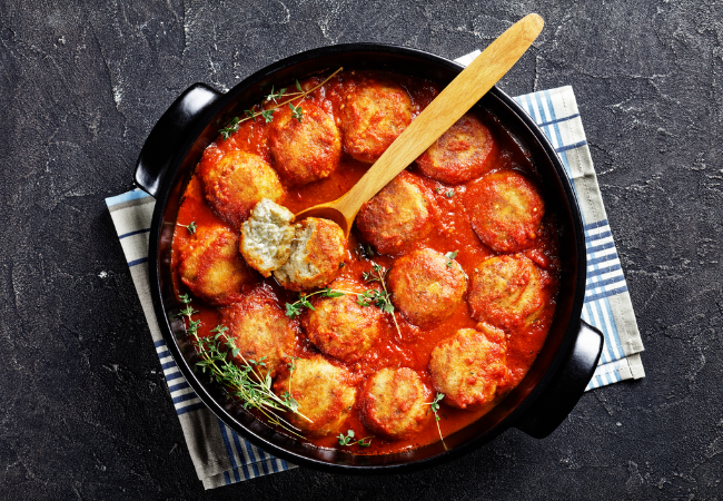 Idée originale pour le dîner : boulettes sauce tomate